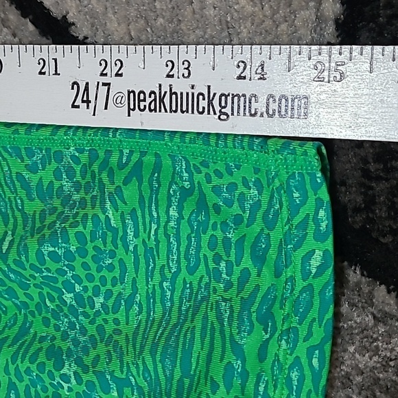 NIKE PRO LEOPARD PRINT SWOOSH LOGO LEGGINGS - Picture 6 of 10